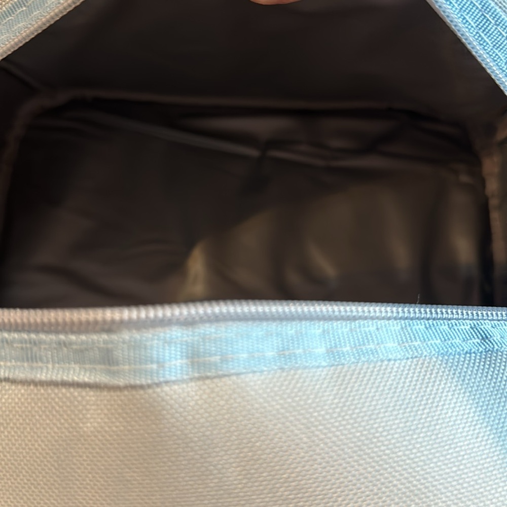 Brand new with tags Mikko Blue Lunch bag. Licensed and insulated - Picture 4 of 4